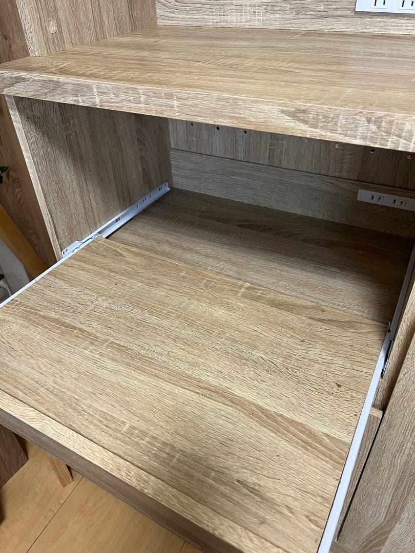 【最終値下げ】LOWYA 食器棚