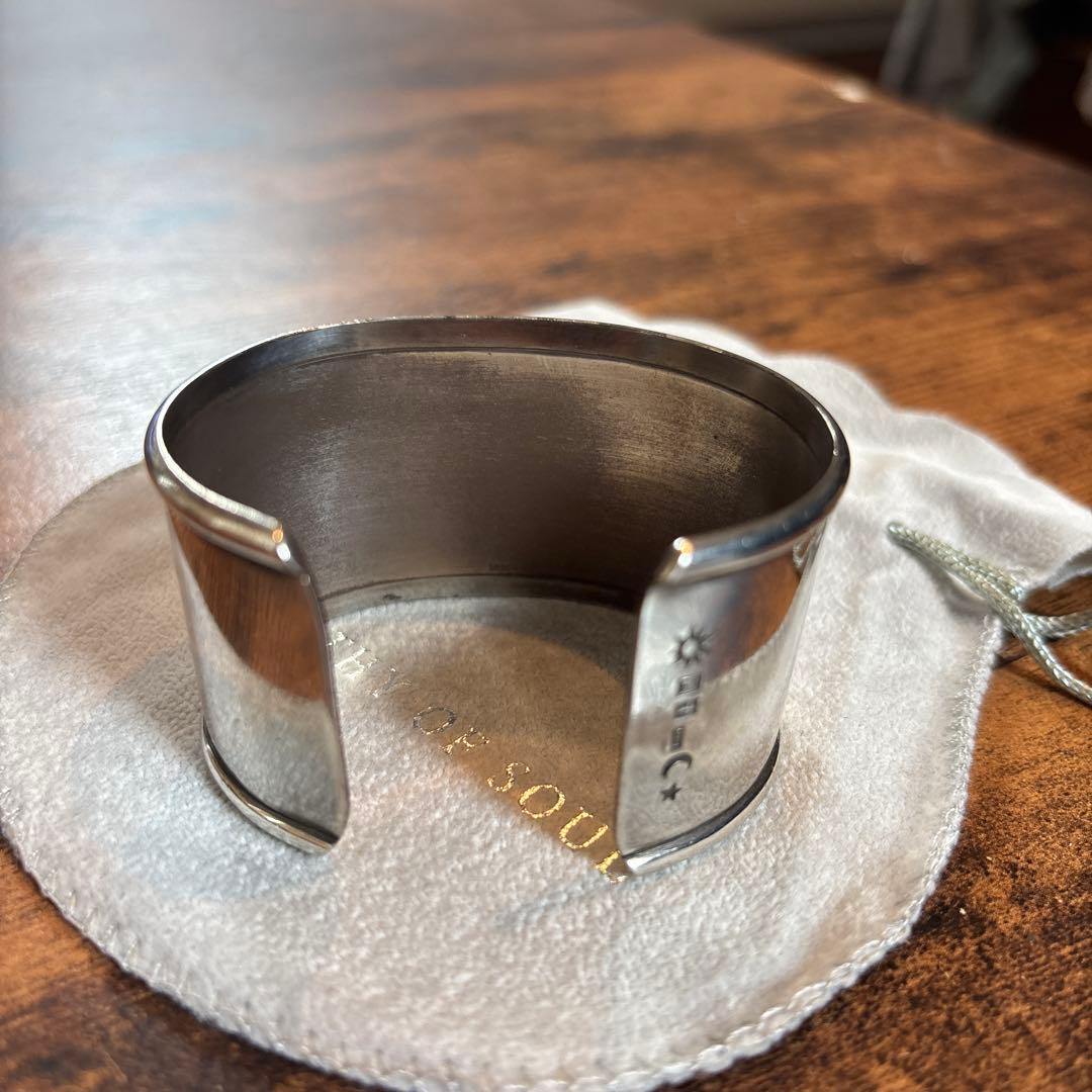 SYMPATHY OF SOULシルバー 幅広バングル