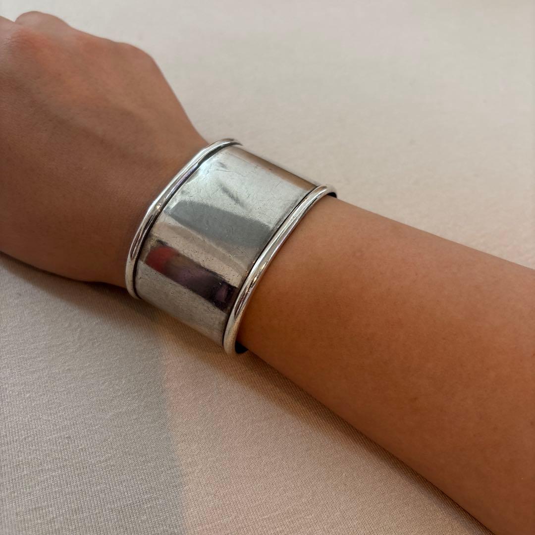 SYMPATHY OF SOULシルバー 幅広バングル