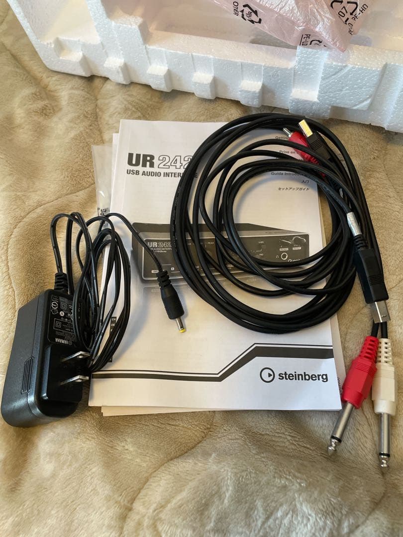 Steinberg UR242 オーディオインターフェース
