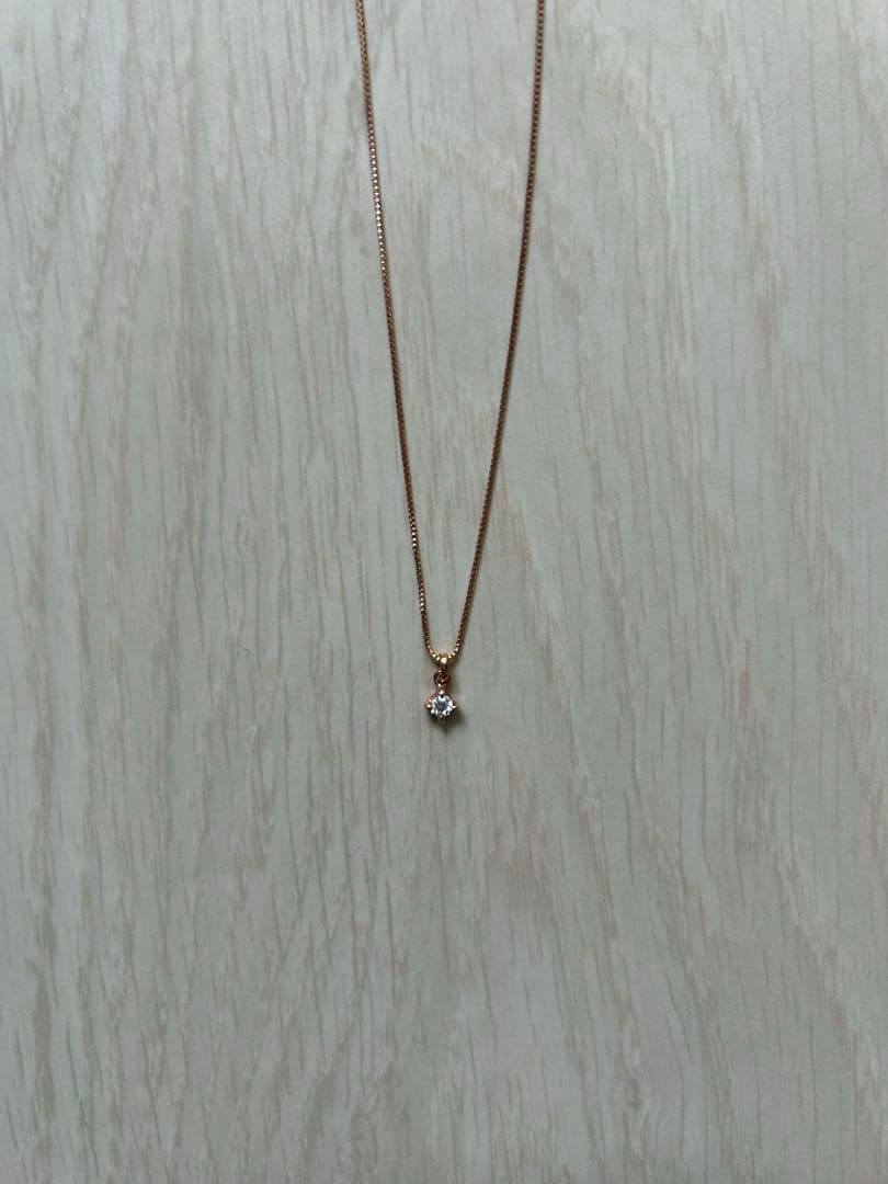 アガット　K18ピンクゴールド　0.05カラット一粒ダイヤネックレス