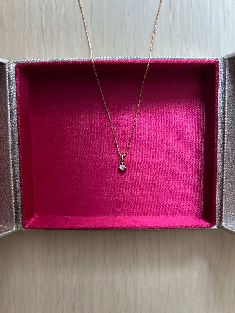 アガット　K18ピンクゴールド　0.05カラット一粒ダイヤネックレス