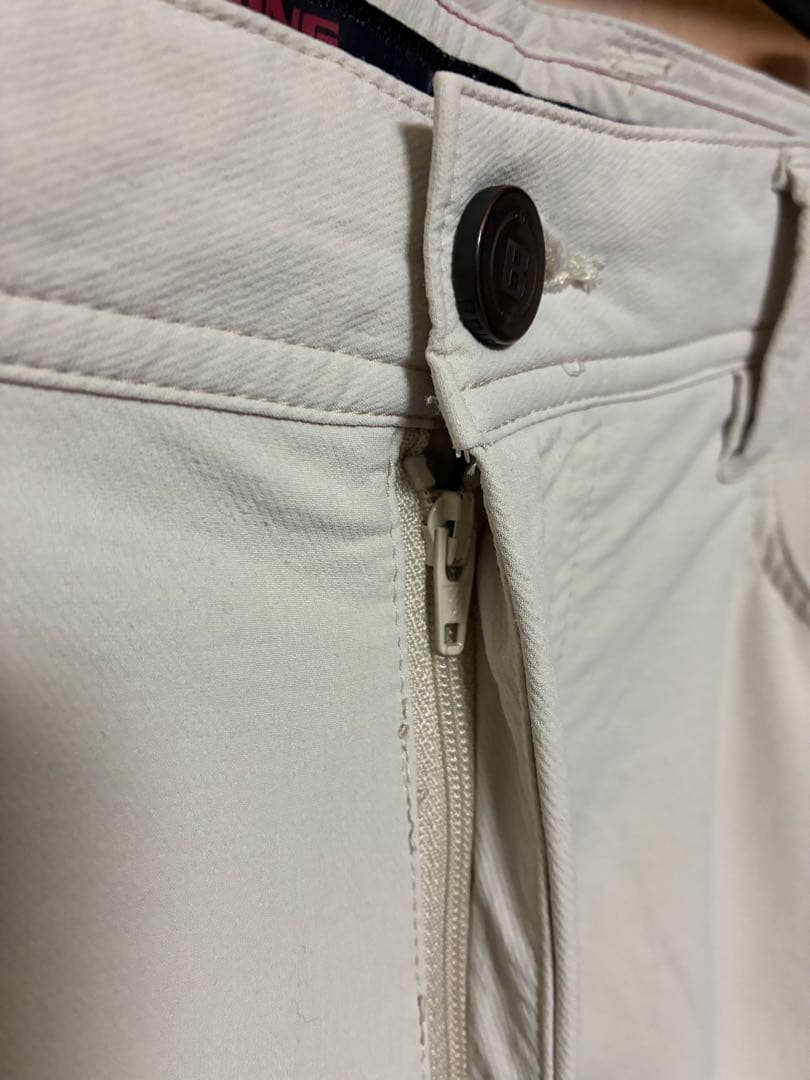 ア*ス様 BRIEFING　ブリーフィング　スリムフィット　ベージュパンツ　Lサ