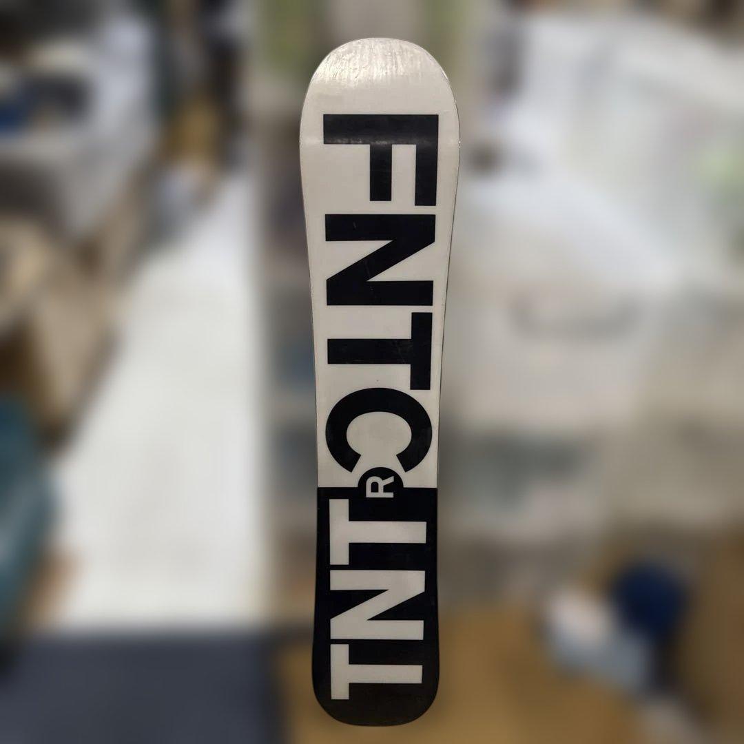 FNTC TNT R 139 スノーボード