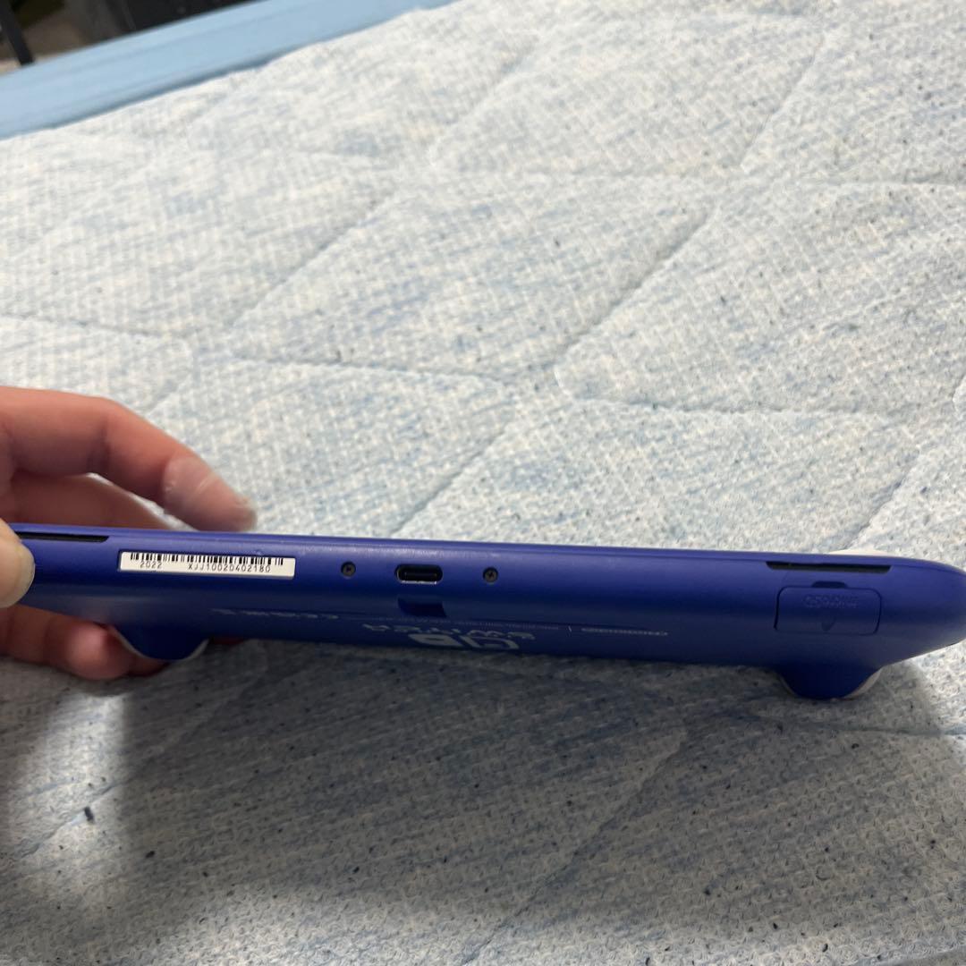 任天堂Switchライト 青 本体のみ