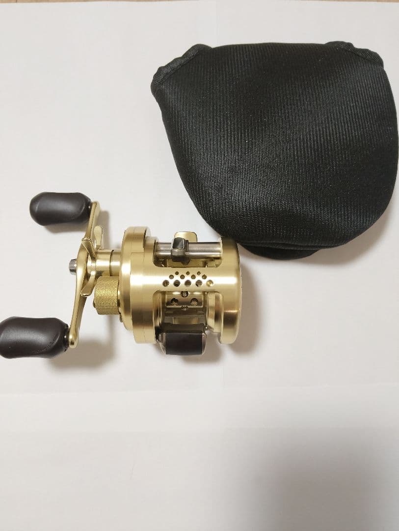 【美品】01カルカッタコンクエスト 101 シマノ