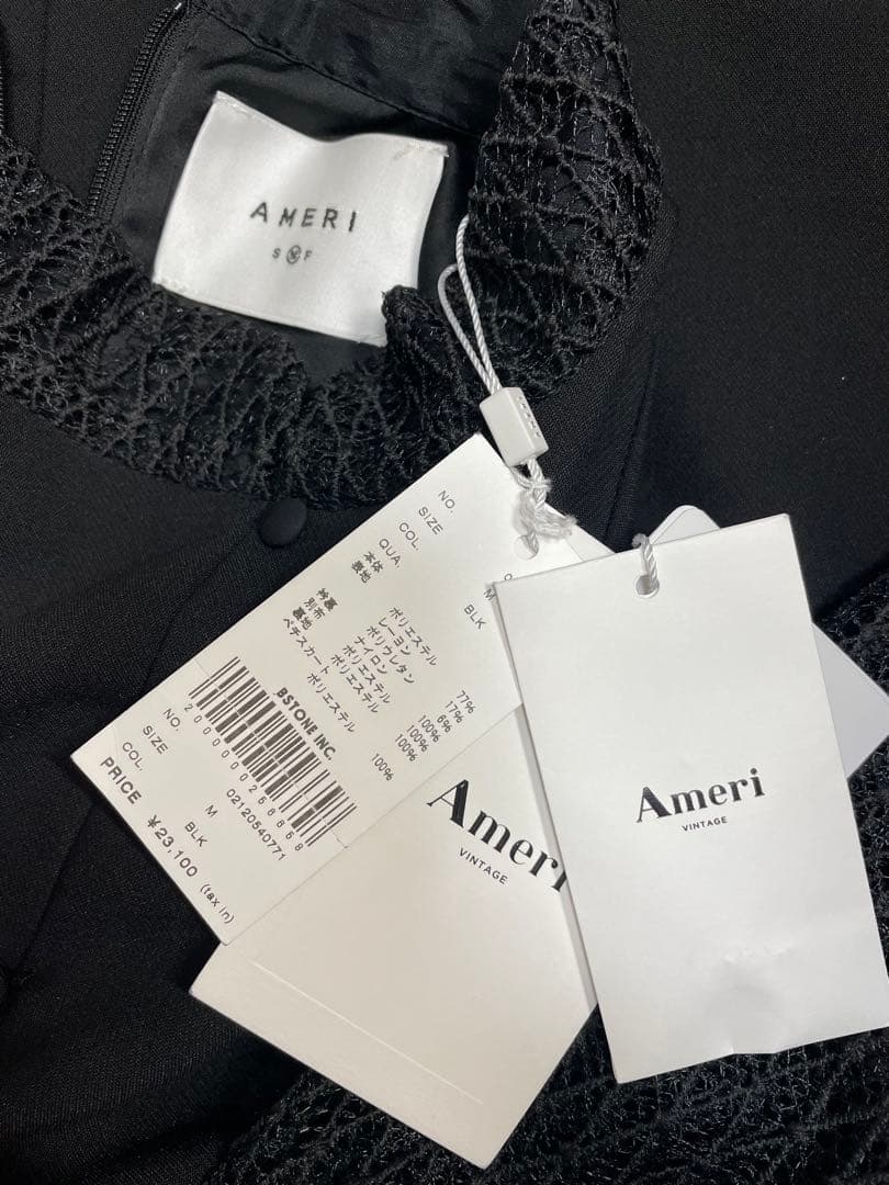 新品タグ付きAMERI MELON SLEEVE STRAIGHT DRESS