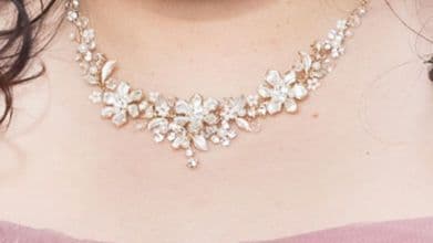 ANNAN WEDDING　ピアス・ネックレス・ティアラ　ゴールド