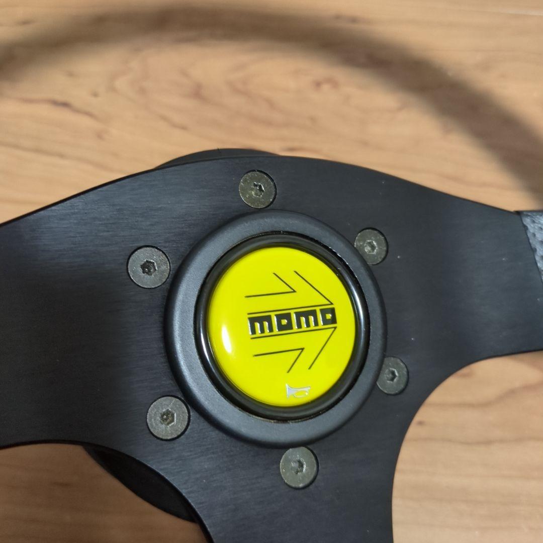 値下げ！MOMO COMPETITION ステアリング　３５パイ