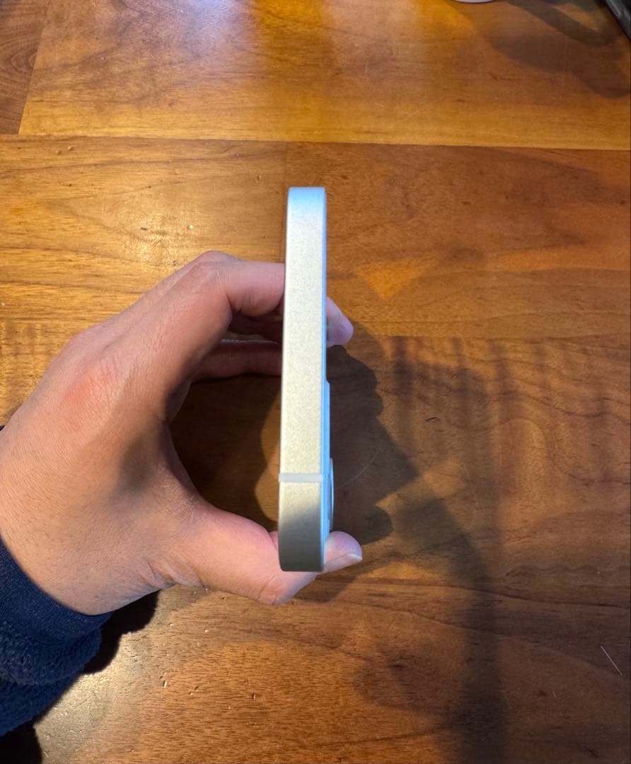 Apple iPhone 12 ホワイト 本体　64GB バッテリー84%