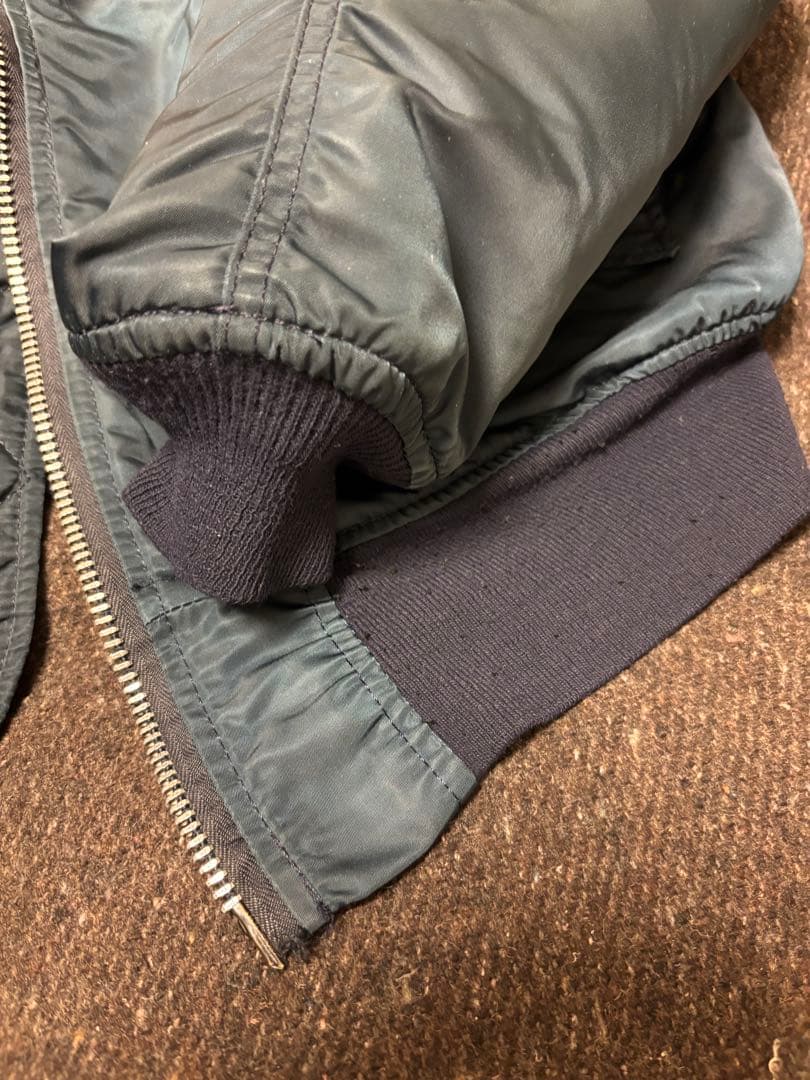 アルファインダストリーズ USA ALPHA MA-1 フライトジャケット