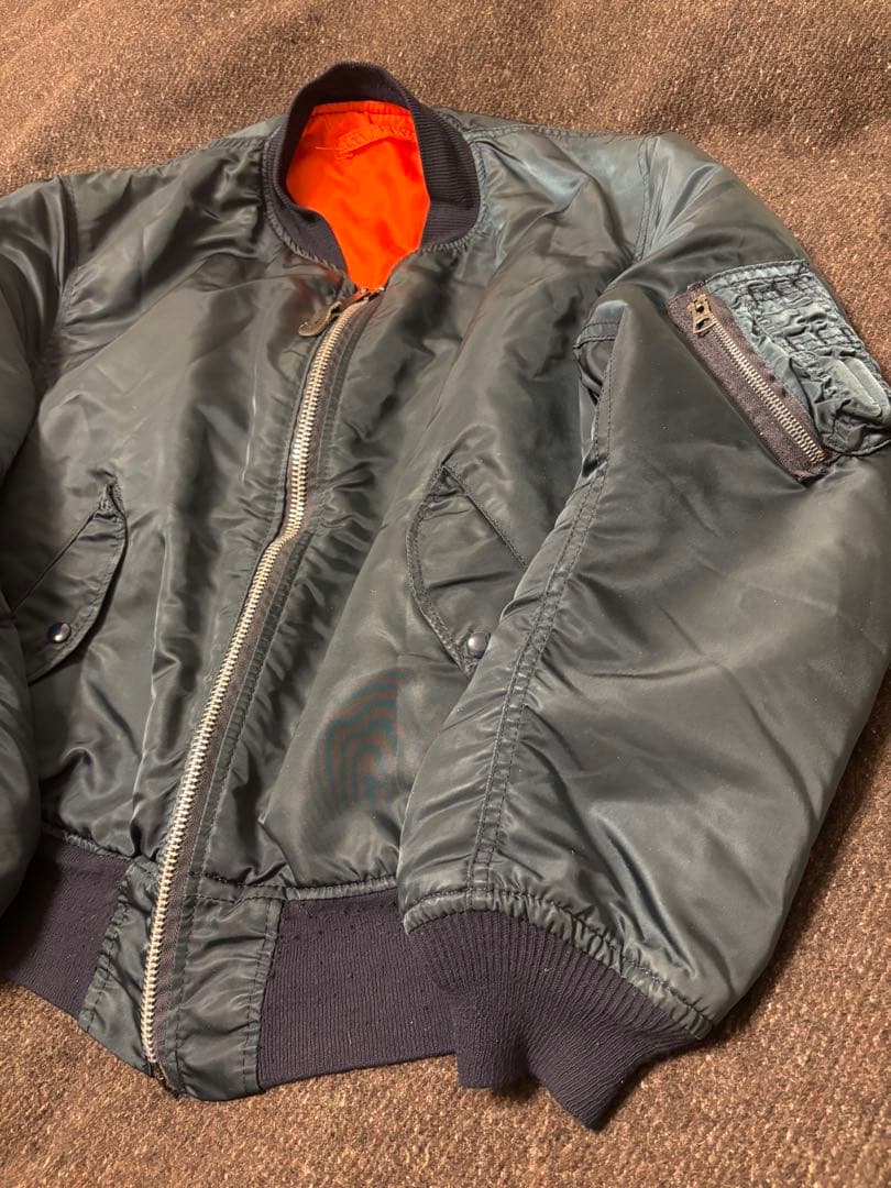 アルファインダストリーズ USA ALPHA MA-1 フライトジャケット