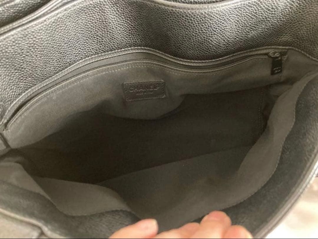 ヴィっキーCHANEL キャビアスキン　オールブラック　トートバッグ