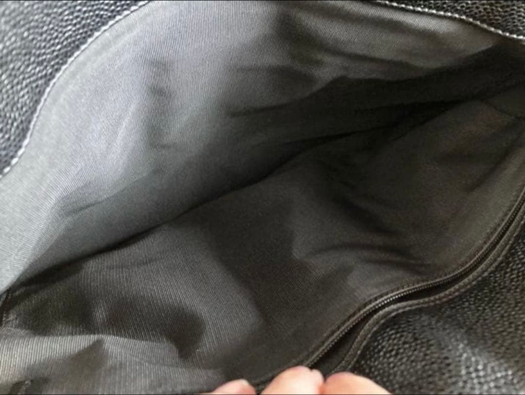 ヴィっキーCHANEL キャビアスキン　オールブラック　トートバッグ