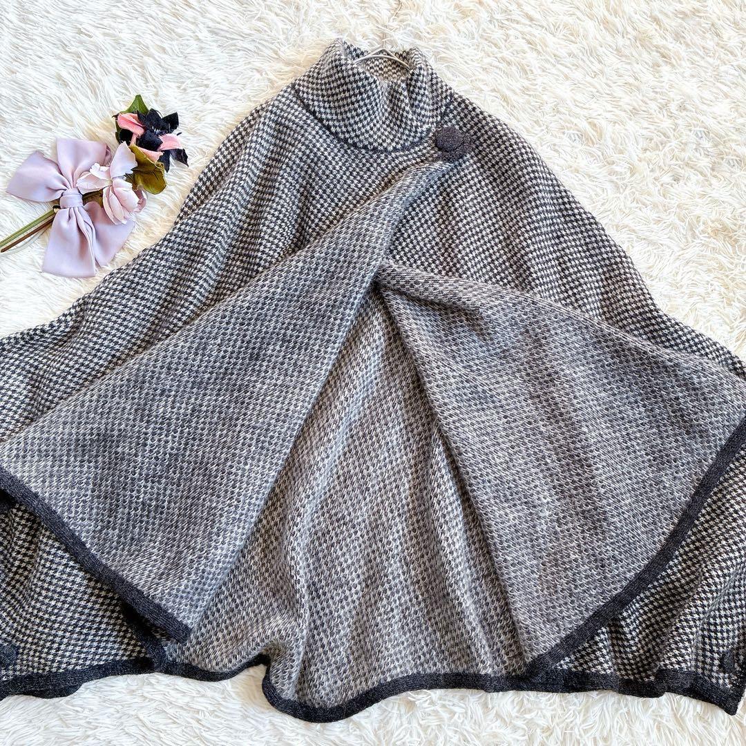 【モヘヤ混】ダーマコレクション　エレガントラインのニットポンチョ　千鳥格子柄