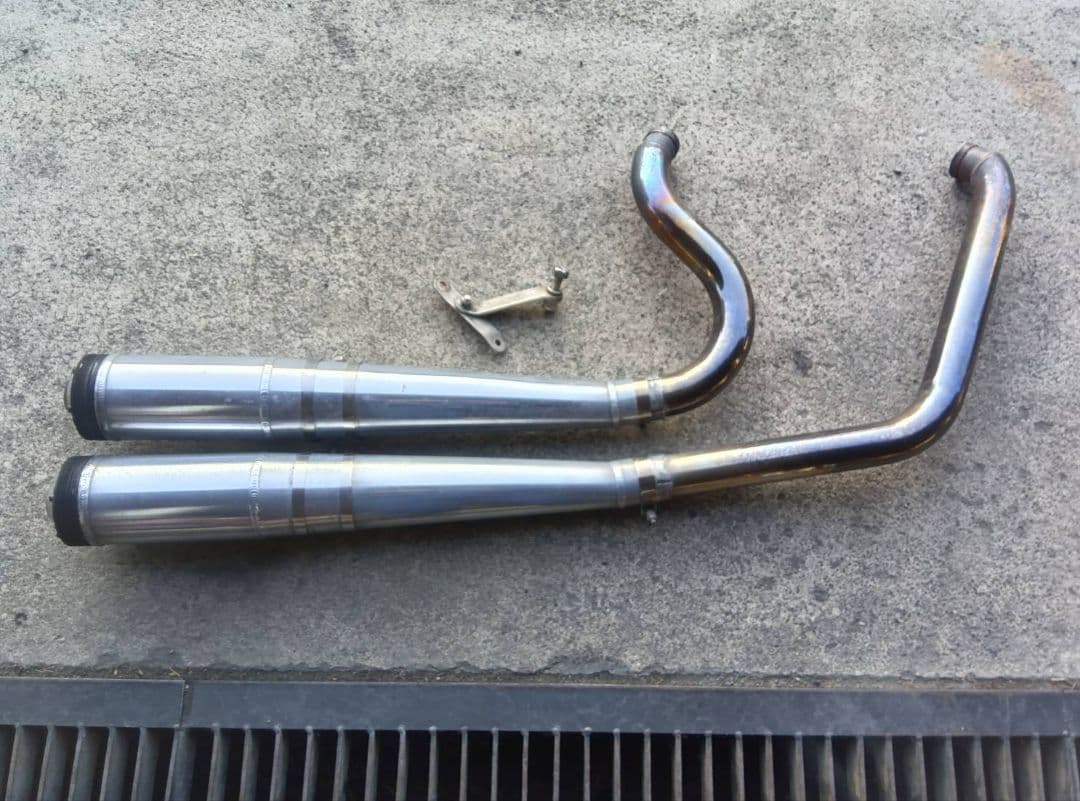 ホットドッグマフラー ハーレー