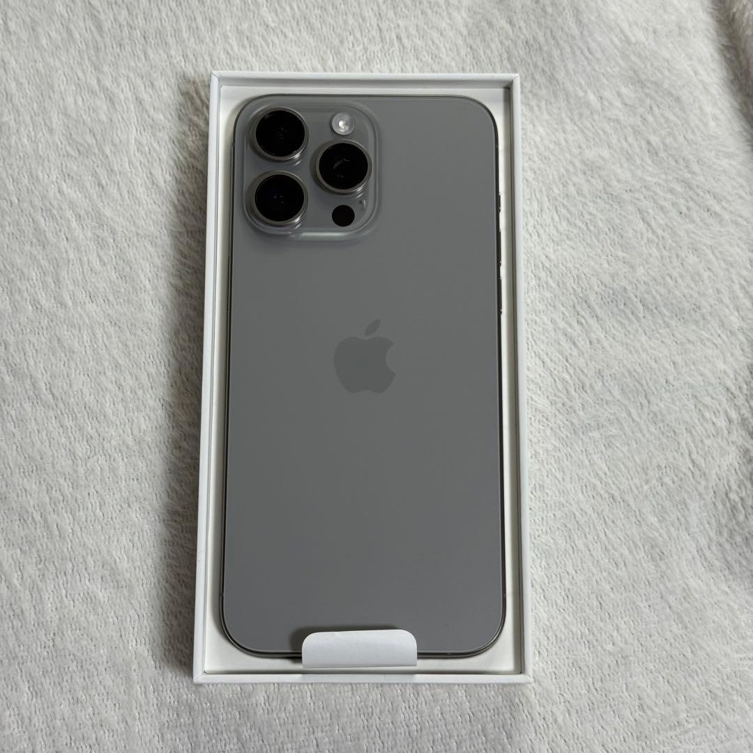 Apple iPhone 15 Pro Max 1TB チタニウム SIMフリー