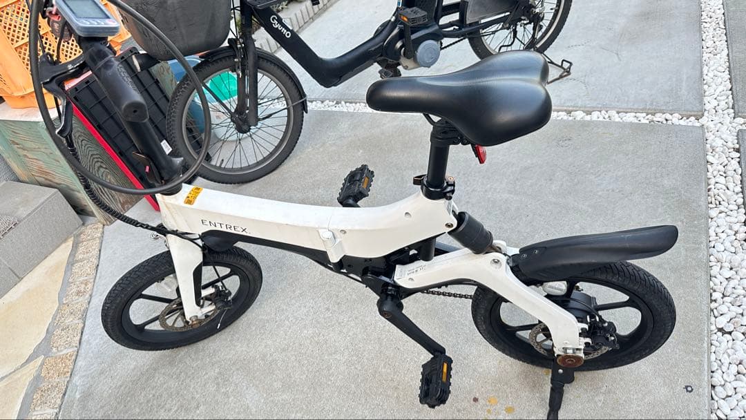 ENTREX 電動アシスト自転車 ホワイト 小走行