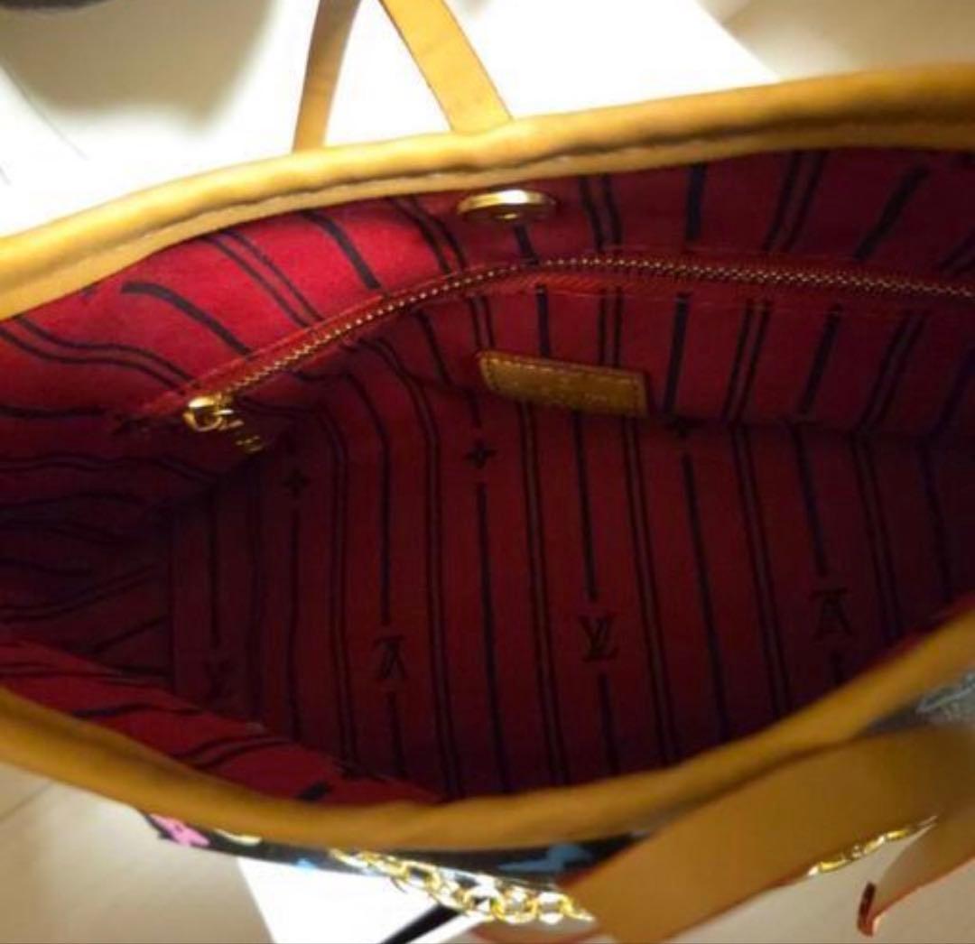 Louis Vuitton マルチカラー ショルダーバッグ