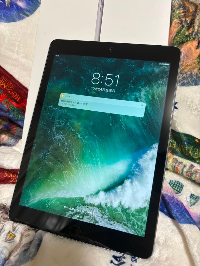 【ほぼ新品】Apple 第5世代iPad 32GB スペースグレイ