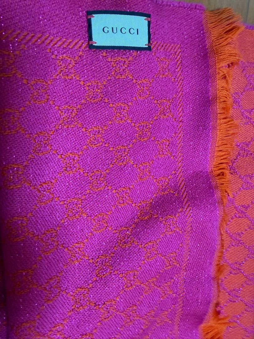 レア‼️今だけ値下げ‼️GUCCI ピンクオレンジ マフラー ほぼ未使用