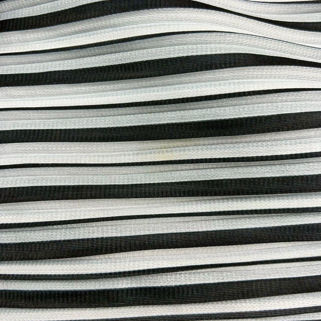 良品　プリーツプリーズ　チュニック　総プリーツ　ストライプ　グレー　3