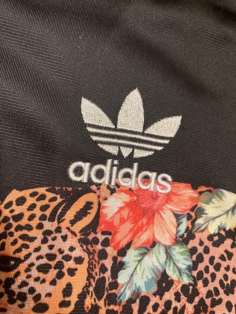 adidas ヒョウ柄　ジャガー柄　アディダス　トラックジャケット　ジャージ