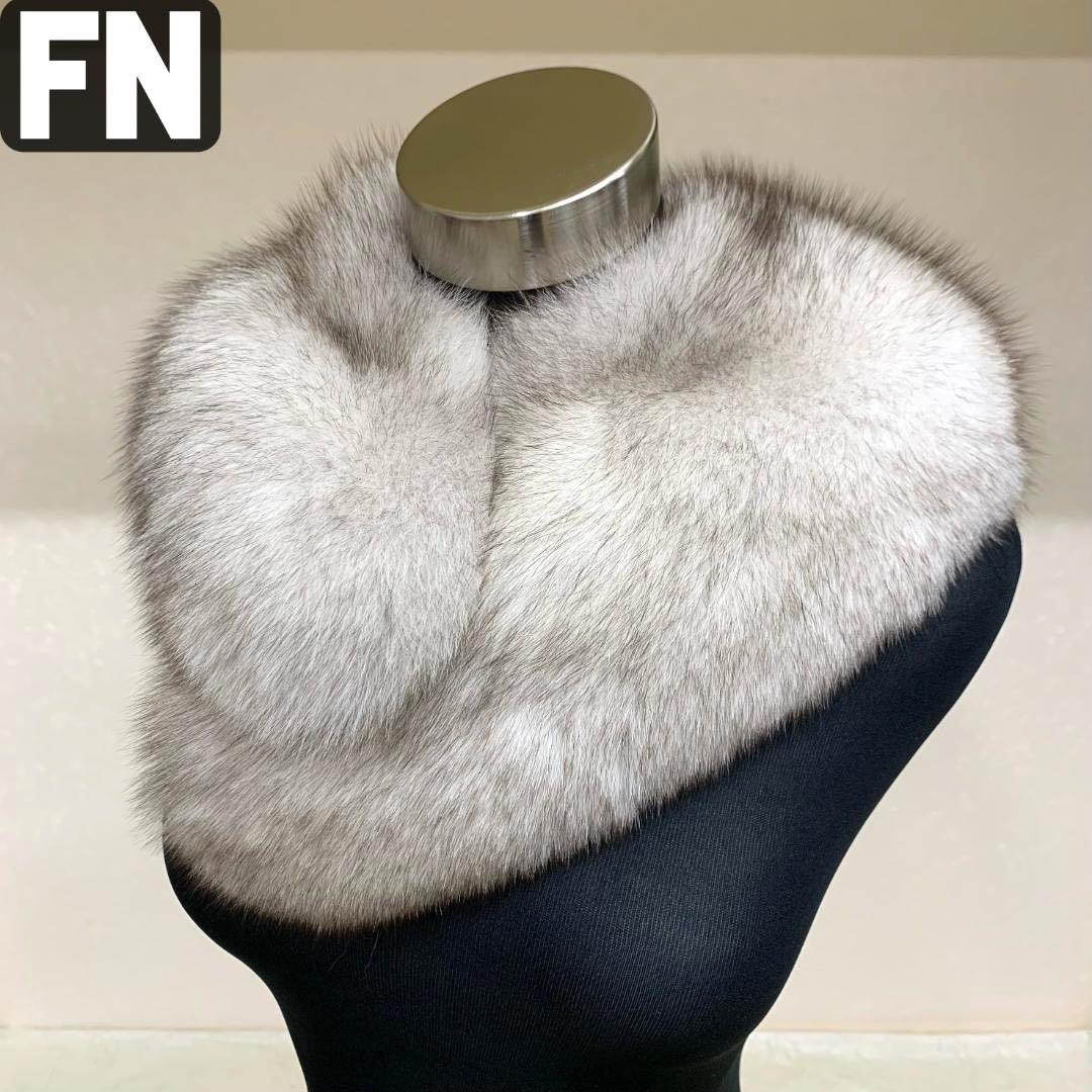 【成人式にもおすすめ】【新品 大判ファーマフラー】サガフォックス【ホワイト】