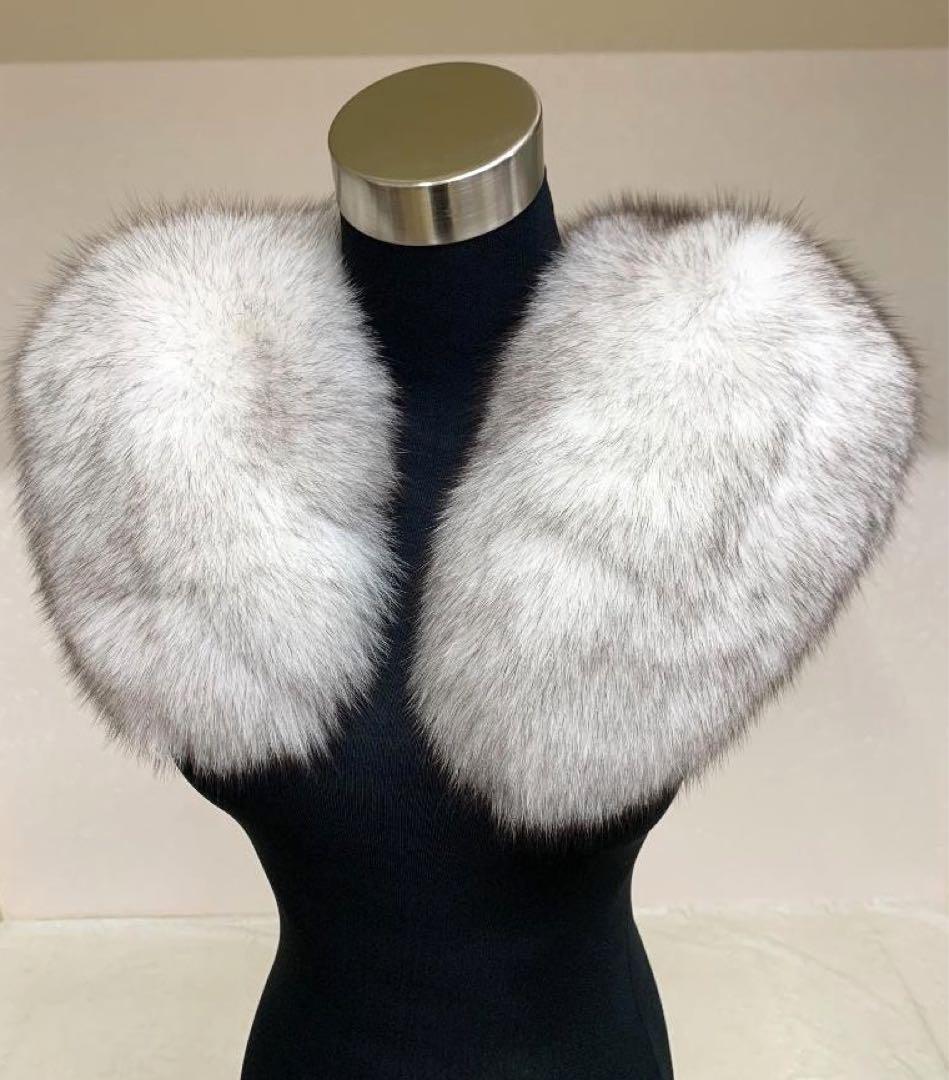 【成人式にもおすすめ】【新品 大判ファーマフラー】サガフォックス【ホワイト】