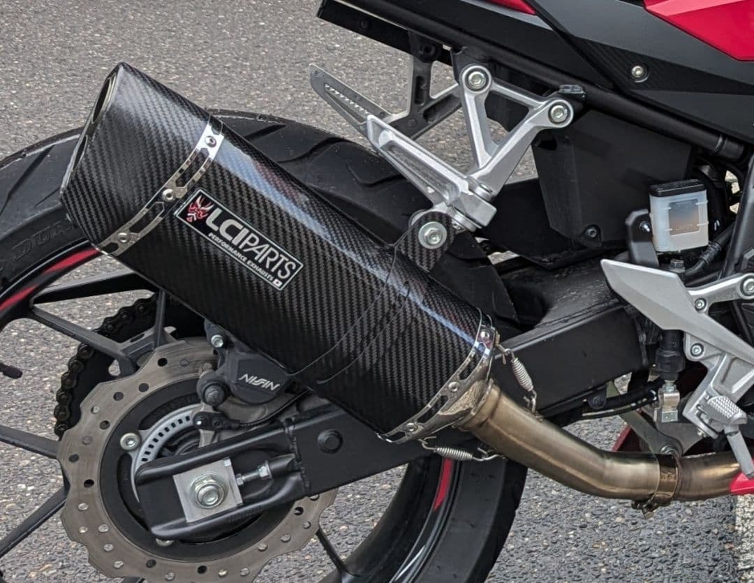LCI PARTS CBR400R マフラー
