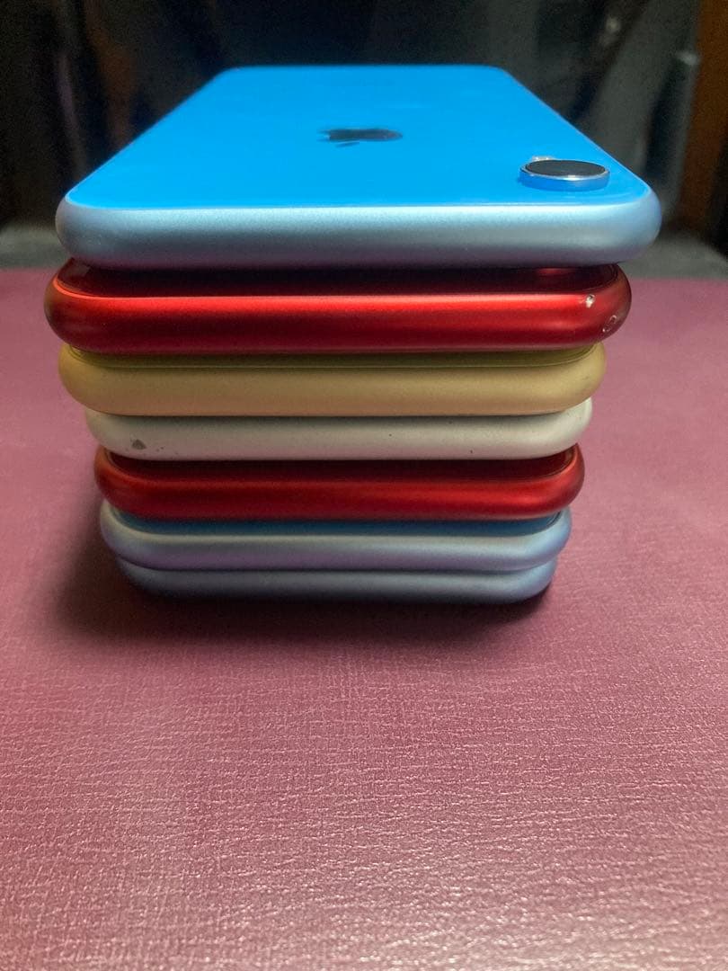iPhone XR 64GB 2個　128GB 5個　合計7個　12