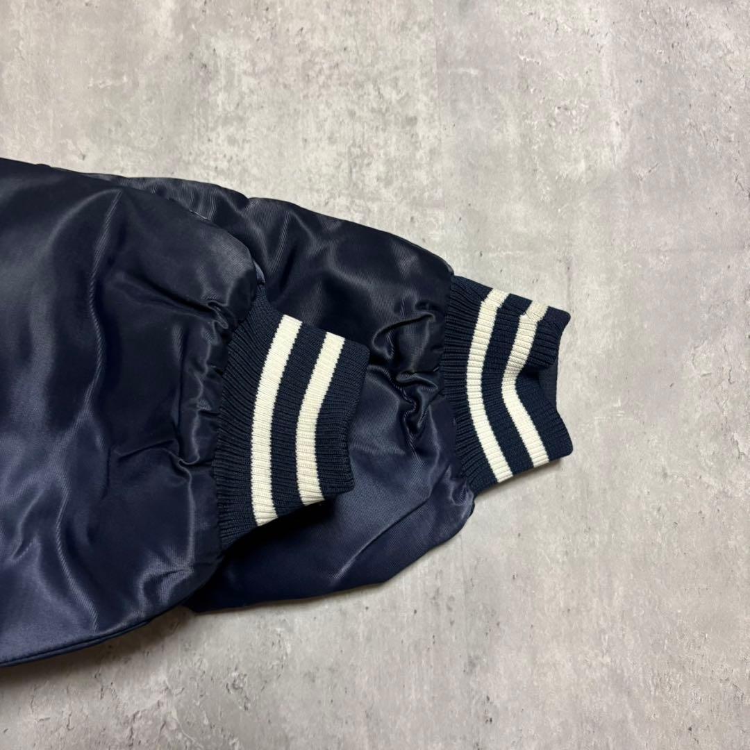 00's majestic ヤンキース　スタジャン　ネイビー　Lサイズ