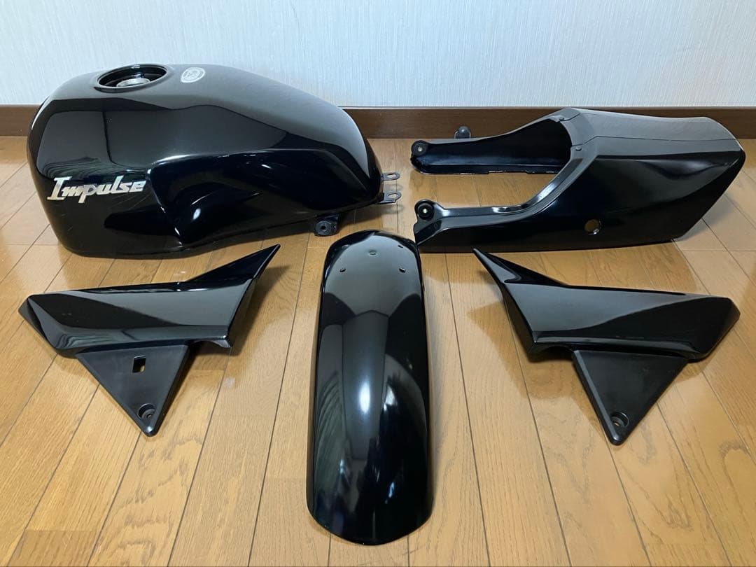 インパルス400外装セット　検索：GK79A 、タンク、カウル、ヨシムラ、旧車