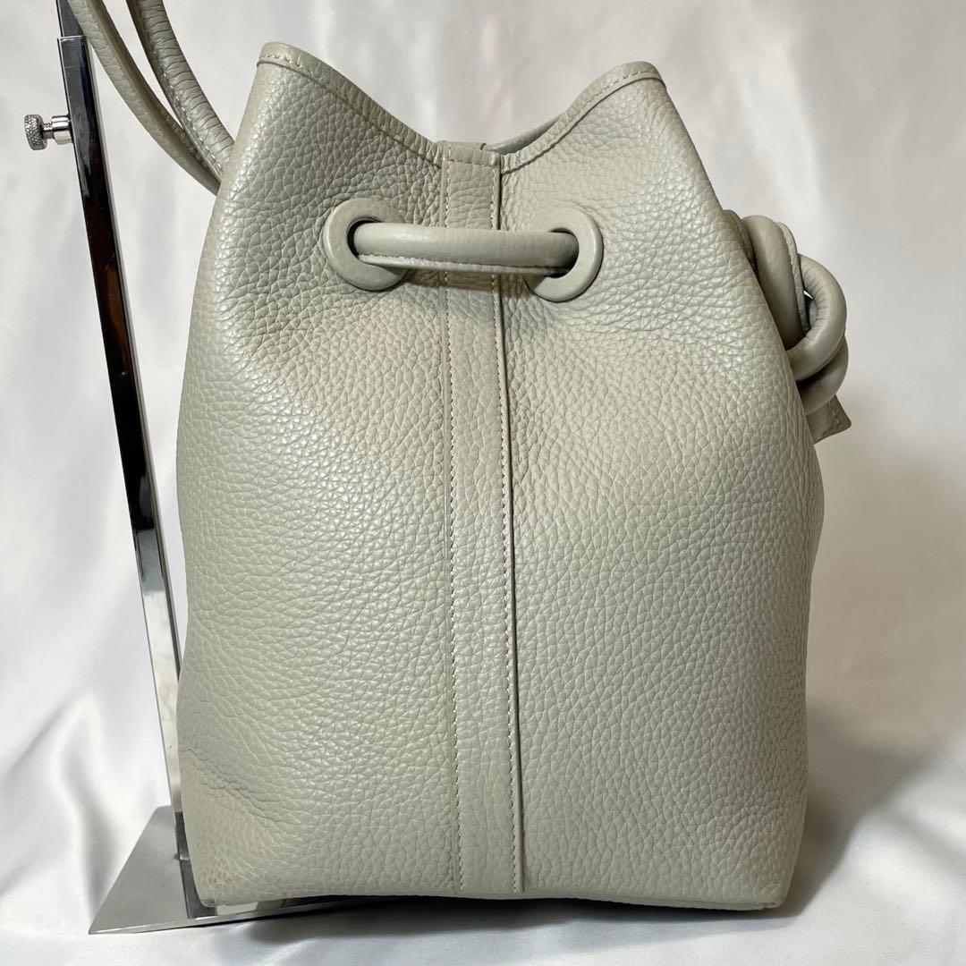 【美品】ヴァジック ボンド ナノ ショルダーバッグ 巾着型 2way アイボリー