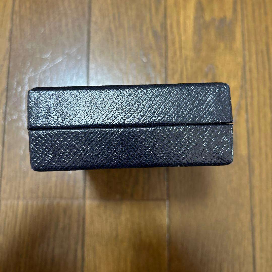 PRADA エピレザー ブラック ケース