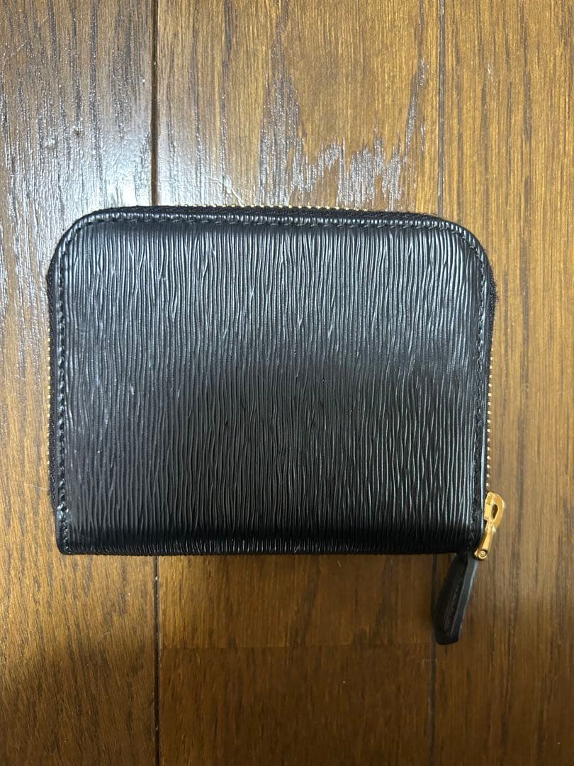 PRADA エピレザー ブラック ケース