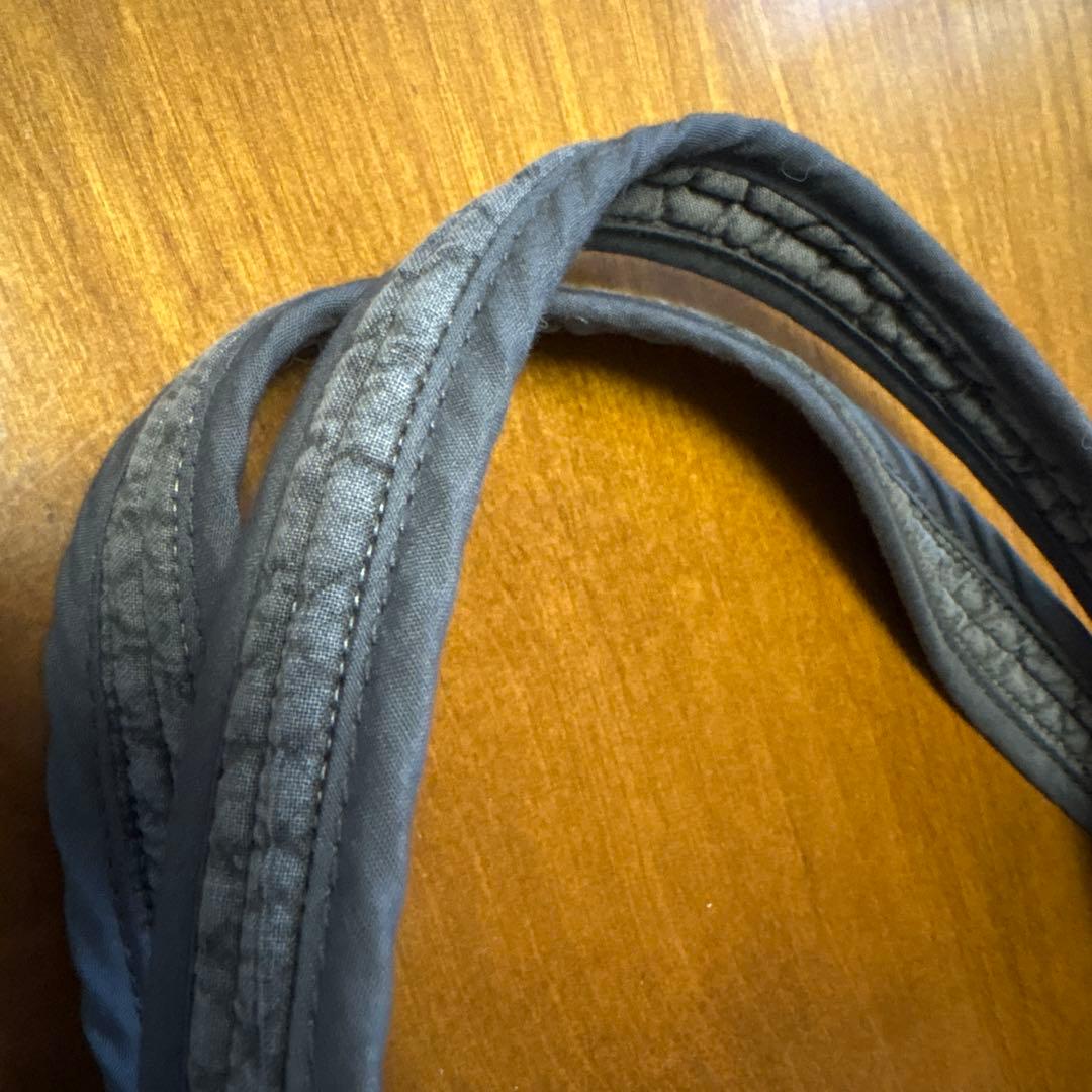 【美品】ファミリア×ピオヌンナル　ヴォヤージュ　ダークグレー