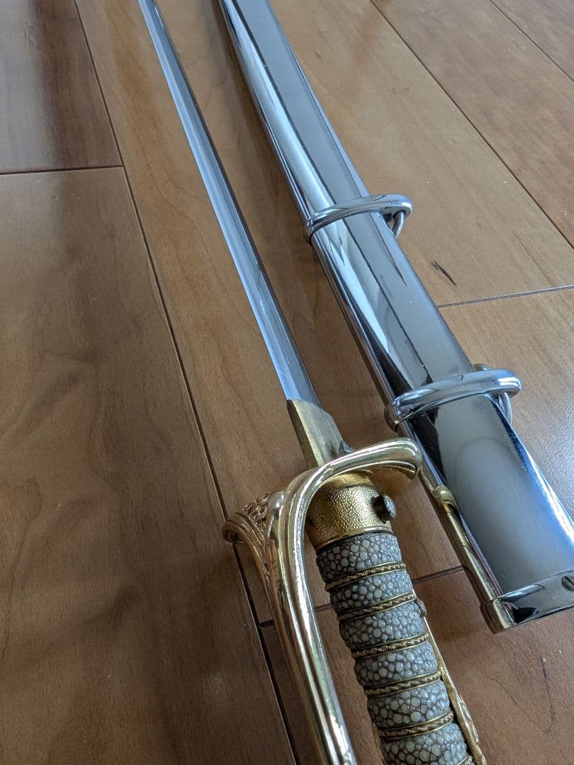 パ*ダ様 旧日本軍　模造刀　 軍刀　サーベル　 指揮刀