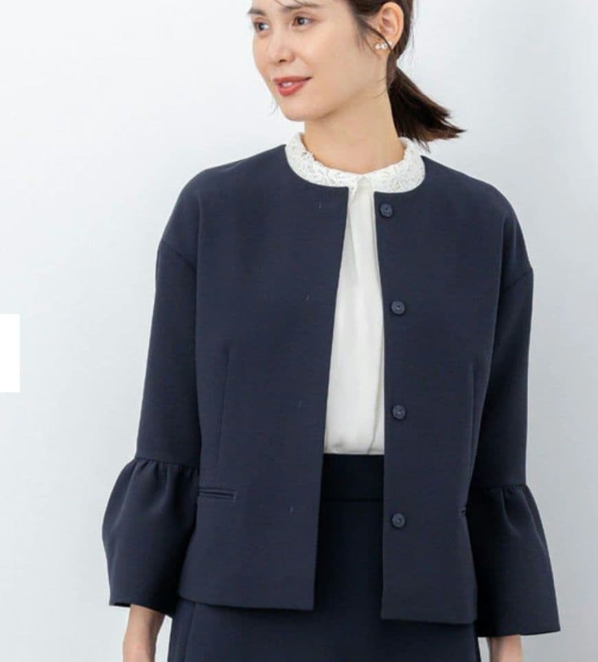 ■組曲/コンフォータブルドレープ フレアスリーブジャケット極美品 雑誌掲載