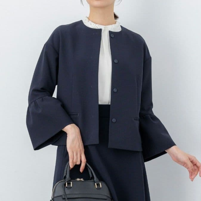 ■組曲/コンフォータブルドレープ フレアスリーブジャケット極美品 雑誌掲載