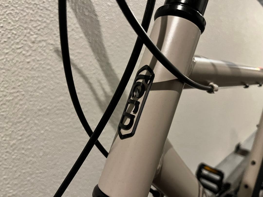 3869　tern クレスト