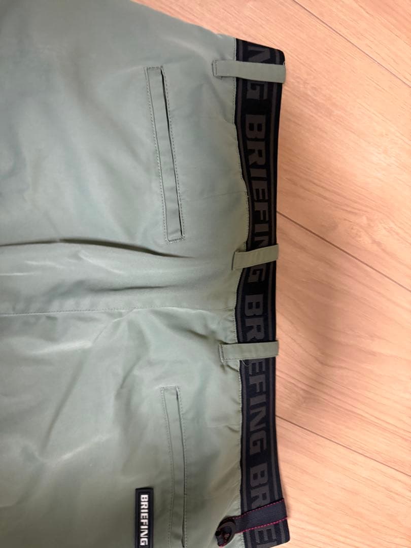 BRIEFING ゴルフカーキ ショートパンツ