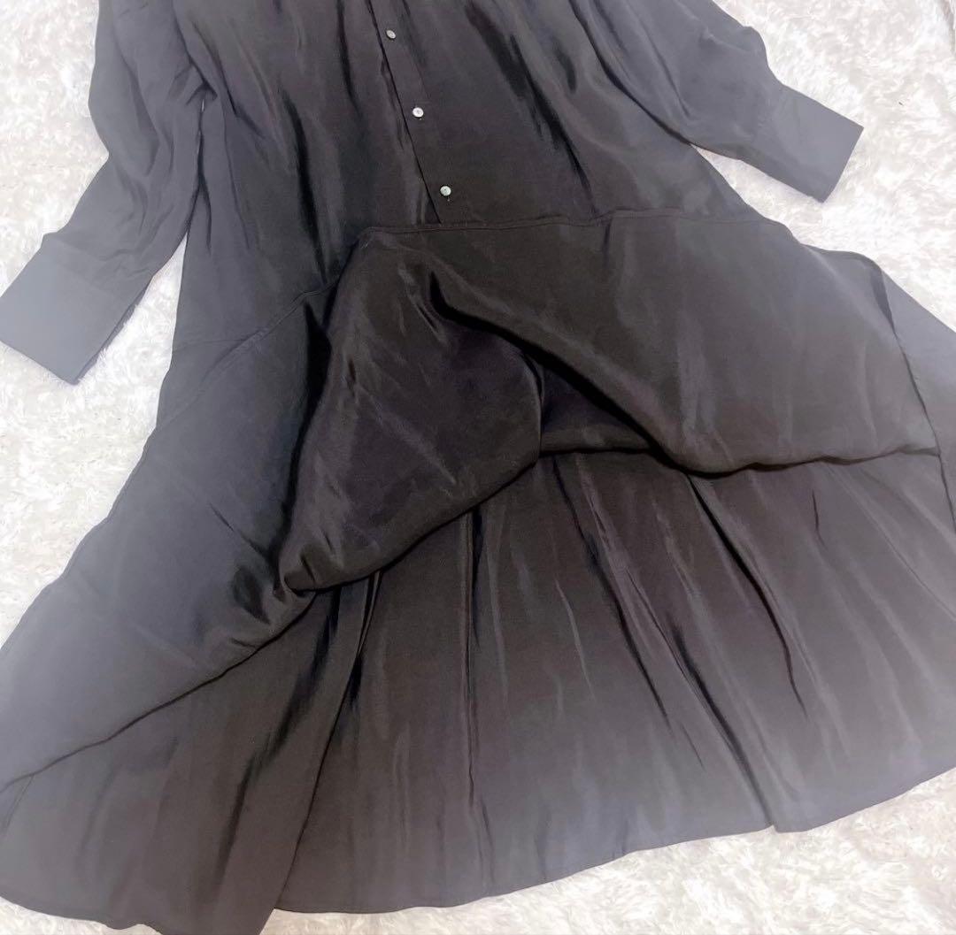 美品✨2024SS✨BEARDSLEY カラーレスシャツワンピース フレア 黒