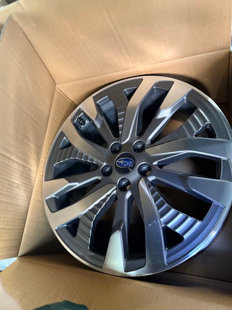 新車外し SLフォレスターPremium 19インチ純正ホイール 4本セット