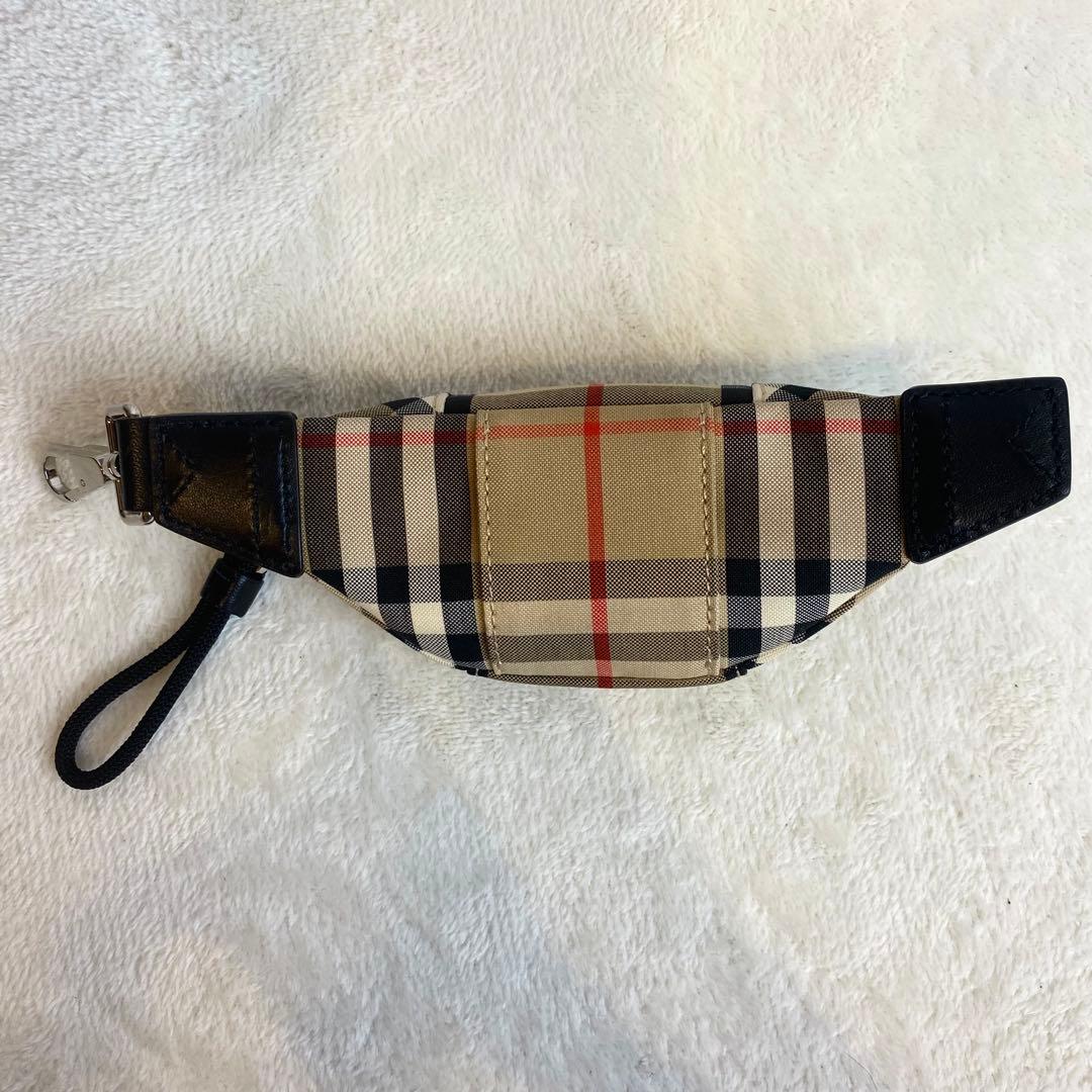 【専用】バーバリー ノバチェック ミニポーチ バッグチャーム キーリング