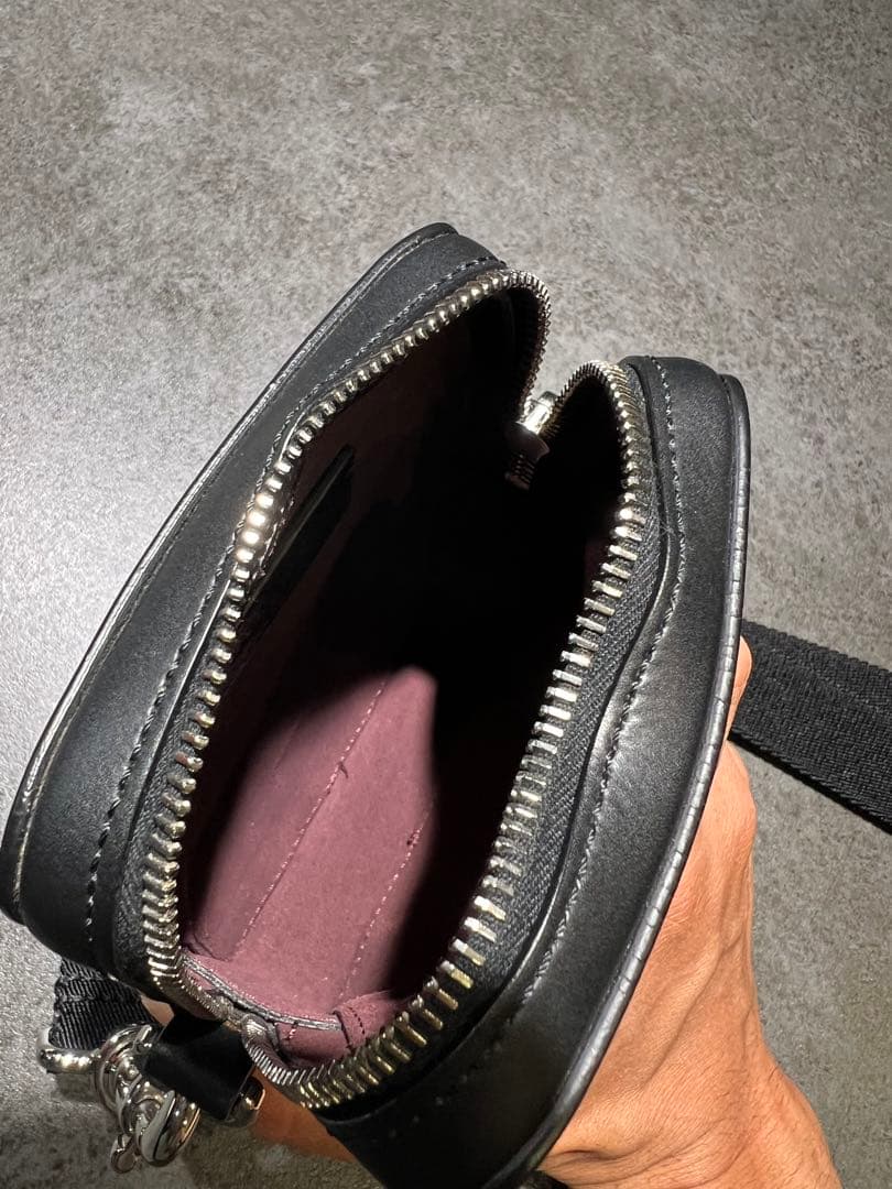 ヴァレンティノガラヴァーニ XY2B0943GUI ショルダーバッグ