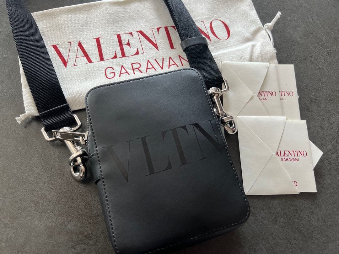 ヴァレンティノガラヴァーニ XY2B0943GUI ショルダーバッグ