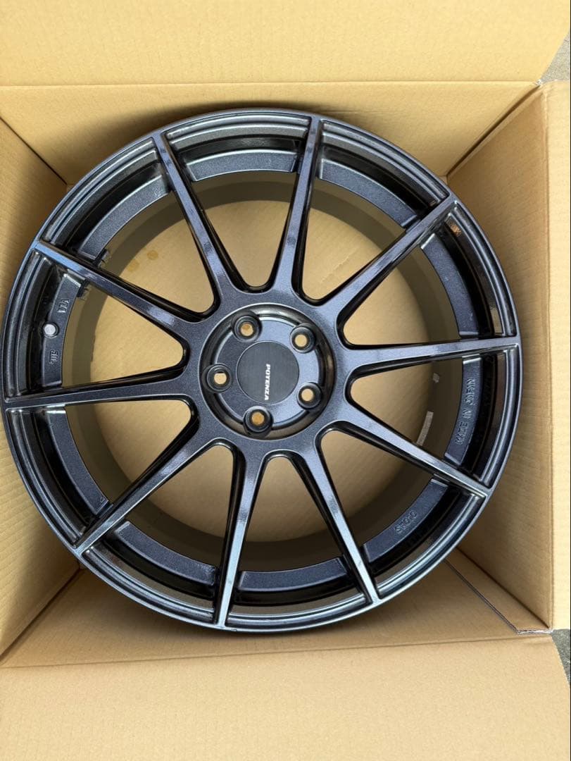 使用半年　美品　POTENZA SW010 18インチ