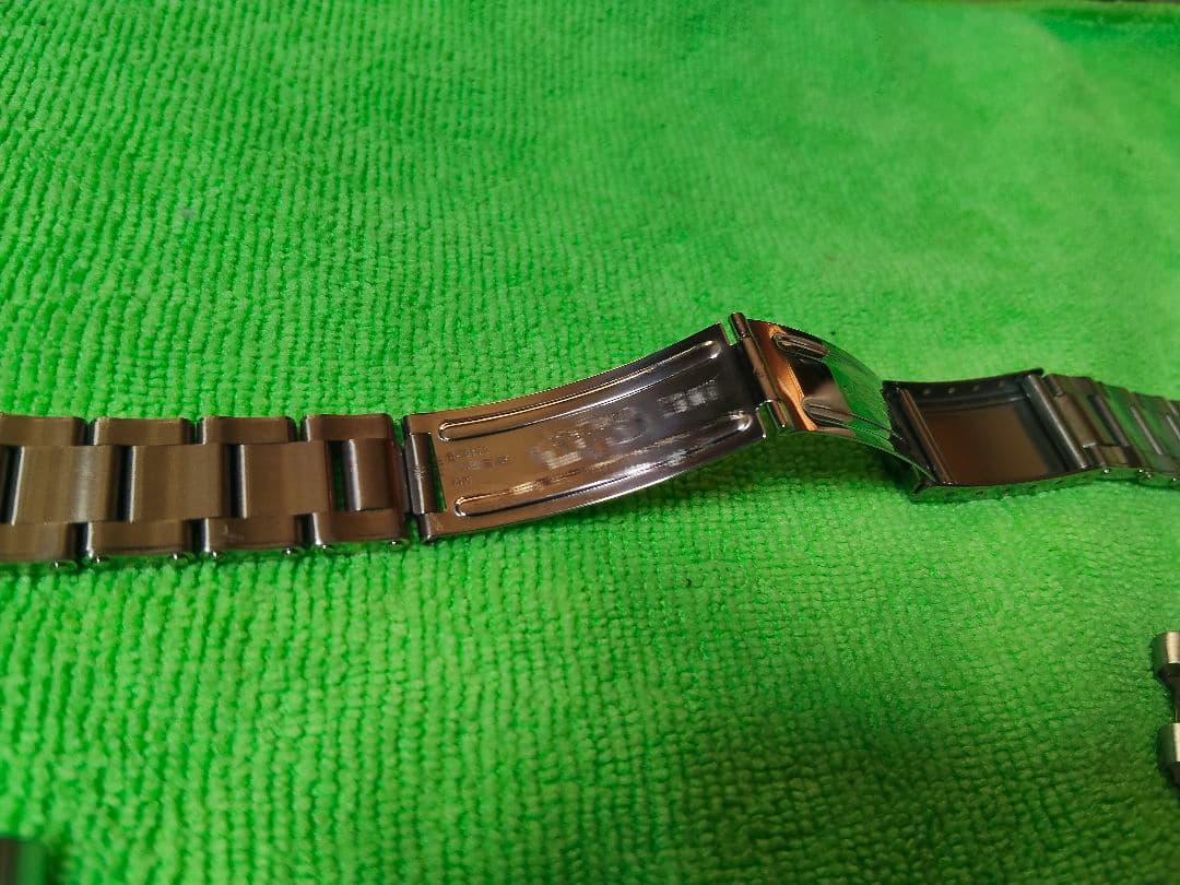 社外交換用リベットブレス　オイスターブレス　ラグ幅20mm希少でべそバックル