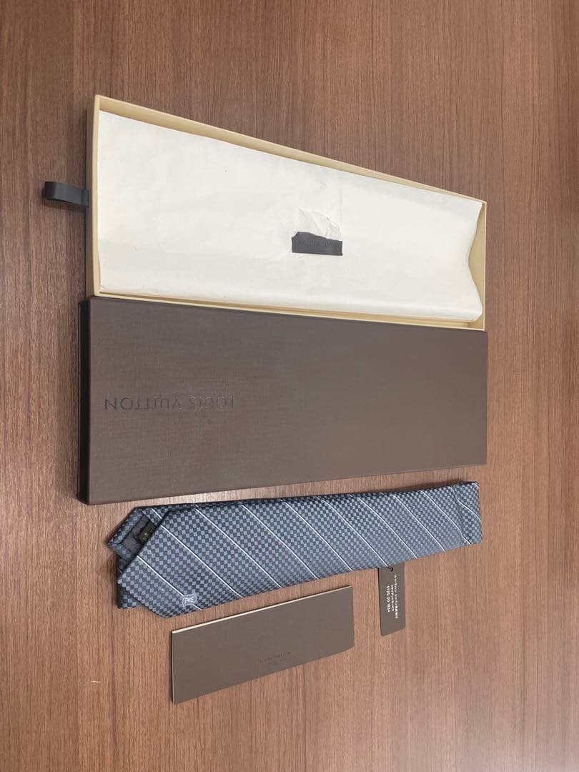 マカロン☆Louis Vuitton ネクタイ　未使用